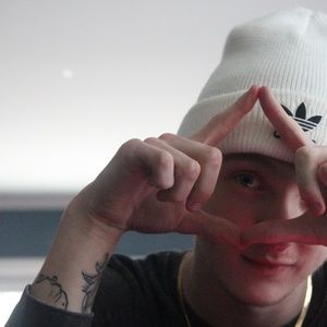 Meet your Posher, Josh